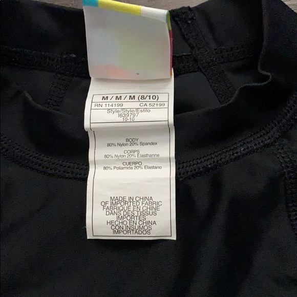 Girls Roxy rashguards - Picture 3 of 5